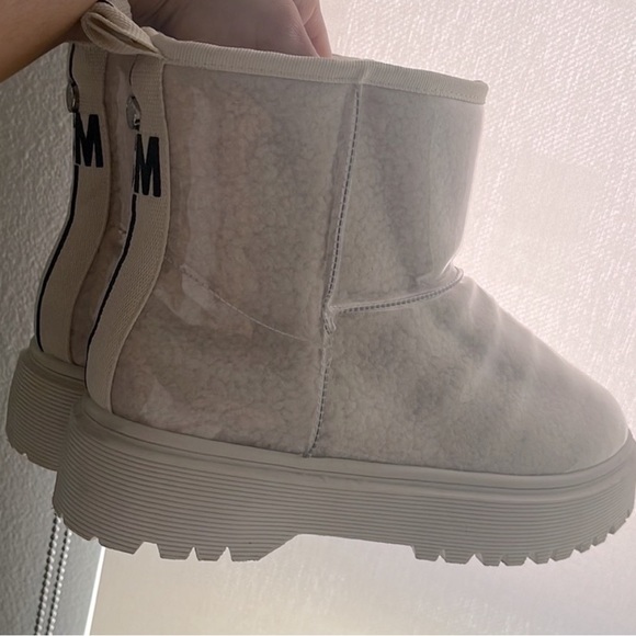 Steve Madden Off-White Darth Boucle Boots sz 40 - Picture 4 of 7